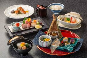 ライブキッチンと新メニューで魅せる「稲取銀水荘」60年目の進化【料理じまんの宿18選】