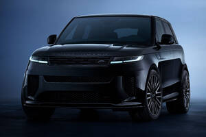 【レンジローバー スポーツ】漆黒の特別仕様車「SVブラック」登場。究極のパフォーマンスとラグジュアリーの融合