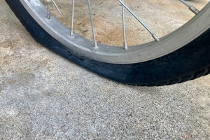 ご存知ですか？ 自転車のタイヤがパンクした時のNG行為