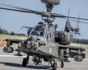 オワコン化しつつあった「戦闘ヘリ」一転、なぜ”大量導入”へ？ 将来は「まるでガンダムの戦い方!?」進化の方向性とは