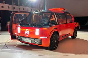 全長4.1mなのに6人乗り！　シトロエン、大胆デザインの『ELO』コンセプト初公開　移動式ベースキャンプ