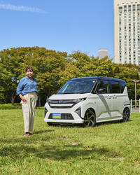 竹岡圭 K＆#038;コンパクトカー【ヒットの真相】ダイハツ・ムーヴ「スライドドアを新採用、使いやすさがアップ」（2025年12月号）