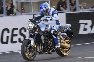 ついに走った!! 大注目のホンダ「CB1000F」が“走る姿”公開 SNSでは「さすがにいい音する」「写真で見るよりカッコいい」「跨ったらシート低めでスリム」と反響