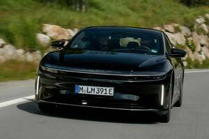 1回の充電で1205km走行のギネス世界記録樹立！テスラの牙城を崩すEVメーカー「ルシッド」とは
