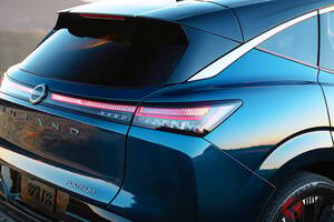 日産の新「高級SUV」発表！ 「エルグランド顔」＆モダンな“豪華内装”が特徴！ 画期的な“運転支援技術”搭載で「手放し走行可能」に進化！ 「ムラーノ」2026年モデル米国に登場！