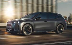 BMWの電動SUV『iX』の最高峰「M70」、フローズンペイントの限定車は5台限り…1998
