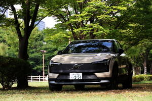 【ツインモーターの超速SUV】ボルボEX30にクロスカントリー登場！見た目以上のパフォーマンスとブランド力とは