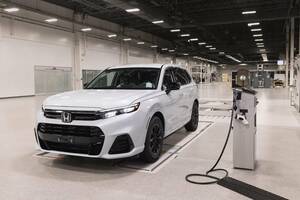 ホンダ 新型燃料電池車「CR-V e:FCEV」生産スタート 2024年内発売予定