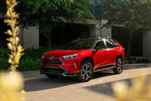 2025年モデルは「RAV4 プラグインハイブリッド」！ トヨタが米国市場で発表