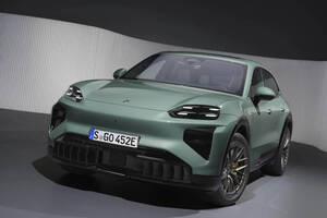 【写真47枚】ポルシェ新型EV「カイエン・エレクトリック」世界初公開。最高出力1156馬力・航続642kmの最強SUV誕生