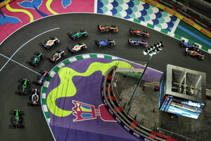 【F1コラム】空前の黄金時代を謳歌するF1。マクラーレンの価値は50億ドル、収益性が高いビジネスへと変貌