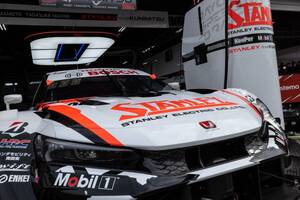 2025王座争い、“非スープラ勢”で唯一生き残ったSTANLEYシビック。もてぎでミラクルなるか？「ノーウエイトだとまだ遅れている。簡単ではない」｜スーパーGT最終戦