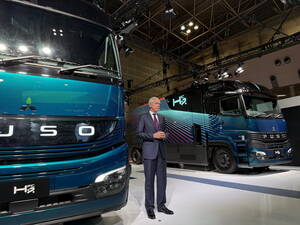 【三菱ふそう】環境技術と人材の両面から次世代商用モビリティの未来を描く！水素活用、新たな物流に整備士育成 #JMS2025