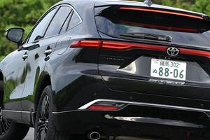 なぜ売れ続ける？ トヨタのミッドサイズSUV「ハリアー」はデビューから5年経っても大人気！ 精悍で上質な「特別仕様車」に乗って再認識した驚異の実力とは