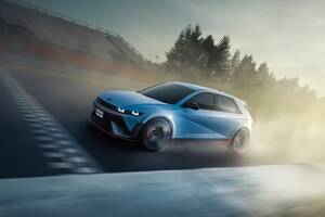 エンジンサウンドが聞こえてシフトショックも感じられるEVが超進化！　ヒョンデ「IONIQ 5 N」がマイナーチェンジ