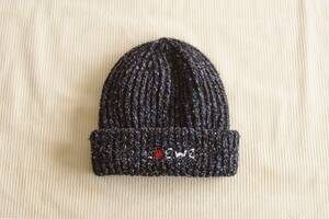 エレガントなアートと上質なクラフトが混在するロエベ──2025年の秋冬スタイルを小物でアップデートする