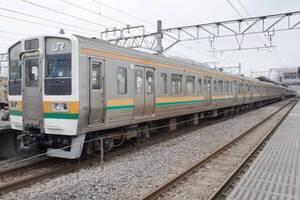 もう40年選手!? 「国鉄生まれ」の近郊形電車、長生きの秘訣とは？ 遅れて登場した“スッゲー!!”車両も