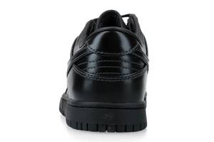 ナイキ「ダンク LOW プレミアム」がドレスライクに。光沢感のある “Black”と“Army Green”が発売──GQ新着スニーカー