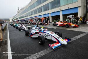 オートポリスで悪天候のため中止となったFIA-F4第11戦がもてぎ大会に加わる。1大会3レース開催に