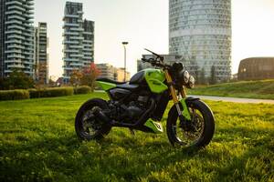 【トライアンフ】Speed 400 のワンオフモデル「VIPER 400」がオークションに登場！