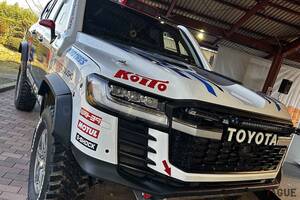 世界一速い“ランクル300”がダカール13連覇に挑む！ トヨタ車体がダカールラリー2026への参戦発表会を開催