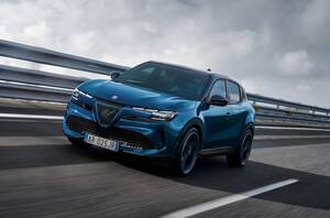 アルファロメオの最新コンパクトSUV「 ジュニア」発売開始【国内モデルは買い得感のある420万円からの設定】