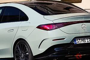 約823万円から！ 新型「4ドア“クーペ”」登場！ 全長4.7m級「ちょうどいいサイズ」採用！ 新開発「直4」エンジン搭載のメルセデス・ベンツ新型「CLA」欧州で受注開始