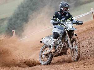 【トライアンフ】TF 250-E、エンデューロ競技初年度で15回の表彰台獲得！