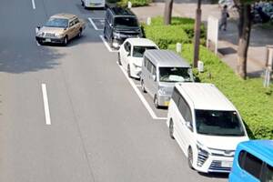 「縦列駐車」はなぜ難しい？――運転上手でも避けられない“駐車の壁”を考える