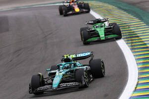 アロンソ「ハードタイヤスタートのリスクは報われなかった」ストロールは角田との接触によるタイムロスが響き巻き返せず