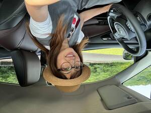 新たな相棒はスズキ「フロンクス」！ 愛され交通安全カー、2代目「OKISHU号」お披露目 【吉田由美のカーライフ日記】
