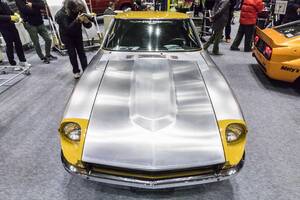 旧車レストアの救世主となるか？ 軽量化と防錆を両立するアルミ製ボディパネルを日産S30型「フェアレディZ」に装着