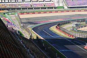 F1中国GPの”ペイント”路面処理、FIAは把握もチームやピレリに知らされず「現地入りして驚いた」