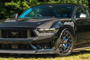 世界で最も売れているスポーツカーが“スーパーカー”超え!? フォード「マスタング・ダークホース」を799馬力に仕上げた「CS800DH」が英国で登場