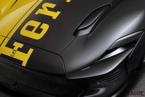 発売前に即完売した「特別なフェラーリ」を新車で手に入れる最後のチャンス！ 限定599台のハイパーカーに「プラス1台」が追加されチャリティオークションに登場 気になる落札予想価格とは