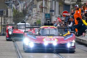ル・マン24時間レース車検日⋯レーシングカーが市街地をパレードラン！ にぎわう現地からリポート【みどり独乙通信】