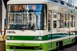 「駅前大橋ルート」開業後も激変!? 廃止される広電の地上ルート「隣の電停も休止」のワケ 来春には“ぐるぐる回る”