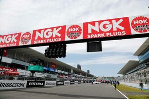 2022年の鈴鹿2＆4レースも引き続きNGKスパークプラグがタイトルスポンサーに決定