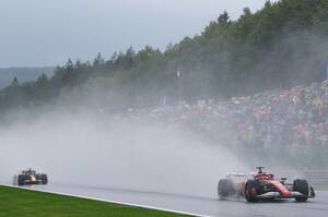 スパで問題になったのはグリップではなく“視界”。F1チーム代表らもディレイ判断を支持「雨のレースは観客にとっては面白いかもしれないが……」