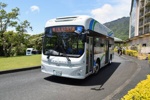 99%以上が水力発電の島「屋久島」にヒョンデのEVバス５台が上陸！　ガチの「カーボンニュートラル」を目指す