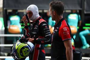予選Q1で新品ソフトを使い切ったハースF1。しかし決勝にはミディアム2セット残し……”マジック”成功なるか？