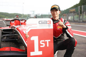 りー海夏澄がGB3でポール・トゥ・ウイン。17歳の日本人がスパ・フランコルシャンを制す