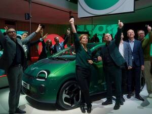 ルノー新型「トゥインゴE-Tech」が描く「都市型EV革命」とは？5つの開発エピソードで進化の本質を読み解く