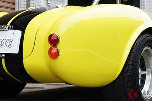 660ccだけど「595万円」!? 旧車デザインの「“軽”スポーツカー」登場！ 「スズキ」エンジン＆“超軽量ボディ”搭載「“ベビー”コブラ」とは