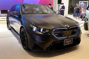 BMW新型「M5」発売　700psの怪力に最新ハイテクを備えた爆速セダン。約2000はバーゲンプライス!?