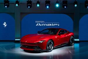 フェラーリの新型FRクーペ「アマルフィ」を日本初披露！ 640馬力、V8ツインターボエンジンが唸る【新車ニュース】