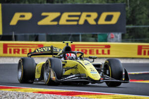 FIA F2参戦3年目のスタネが初のPP獲得。インビクタ勢が好走みせる／第10戦予選