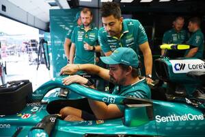 アロンソ、F1ハンガリーGPのFP1は背中の負傷で欠場。以降のセッション参加も不透明