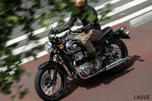 “往年の名バイクブランドの精神”を受け継ぐ「メグロK3」の2026年モデルとは？ 銀鏡塗装が施された流麗なフューエルタンクが放つ“唯一無二の存在感”
