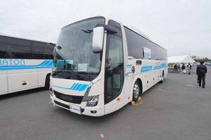 「数センチ」でここまで違うとは！ 日本唯一の「寝台高速バス」新型初公開 寝てみて分かった改良点